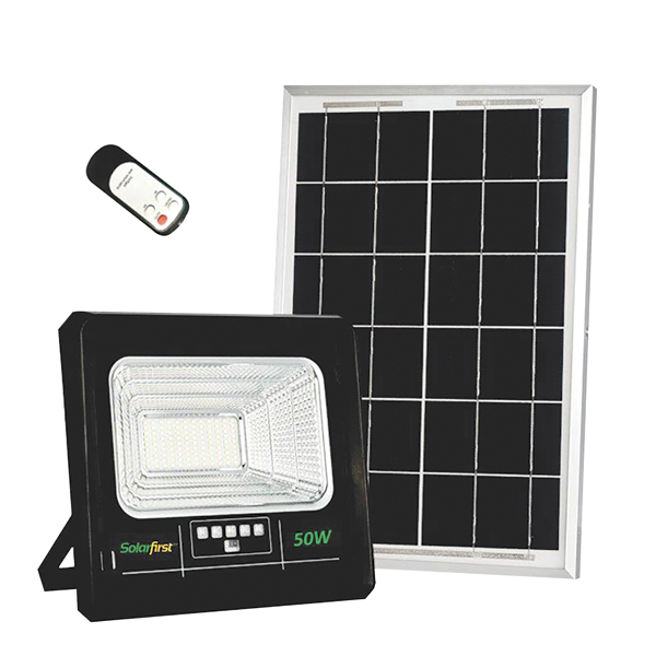 101866-Solarfirst-Economy-50W-LED-Solar-Security Floodlight-with-Day/Night-Sensor