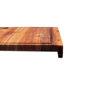 BUTCHERS BLOCK MEDIUM CUTTING BOARD WITH LIP